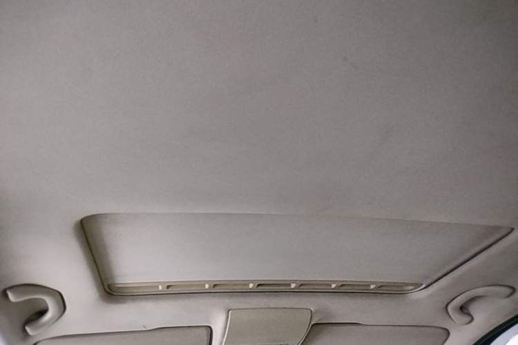 Used Volkswagen Lavida 2013 1.4 TSI Manual Luxury Edition Headliner