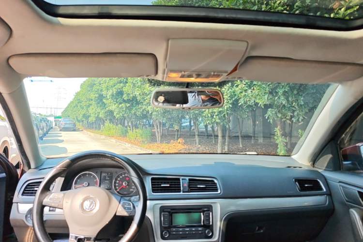 Used Volkswagen Lavida 2013 1.4TSI DSG Luxury Edition Headliner