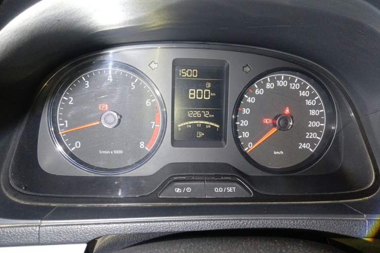 Used Volkswagen Lavida 2013 Revised Classic 1.6L Manual Fashion Edition Instrument Cluster