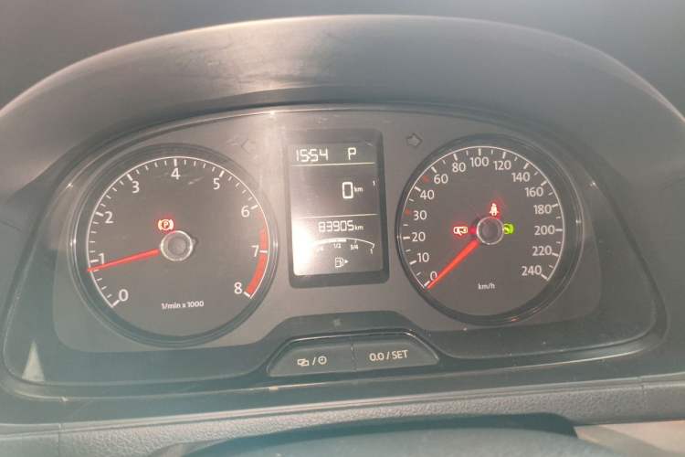 Used Volkswagen Lavida 2013 Revised Classic 1.6L Automatic Fashion Edition Instrument Cluster