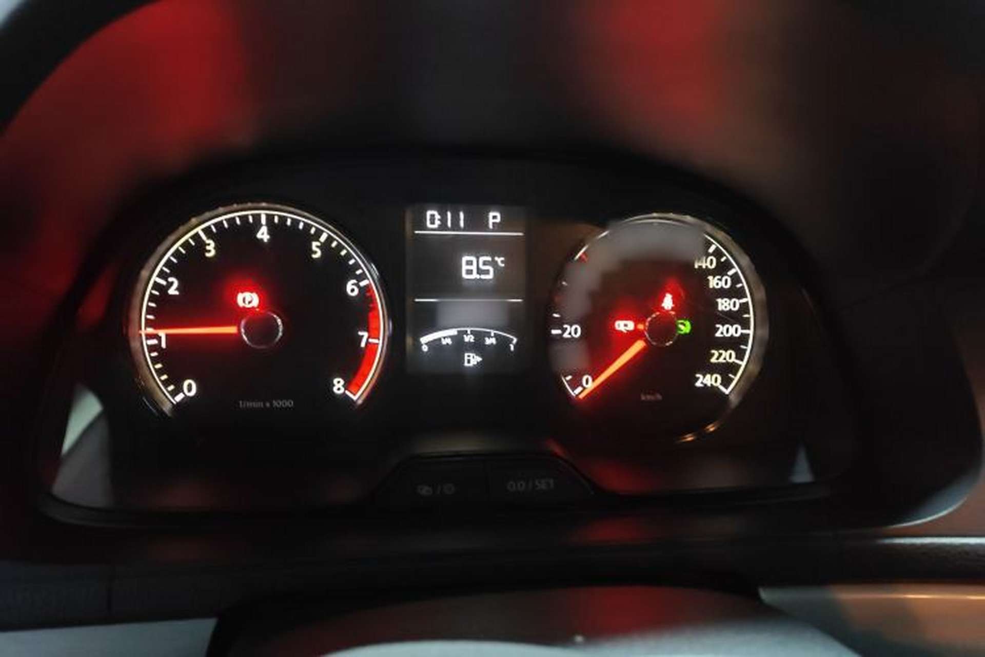 Used Volkswagen Lavida 2013 Revised Classic 1.6L Automatic Fashion Edition Instrument Cluster