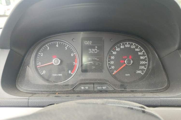 Used Volkswagen Lavida 2013 Revised Classic 1.6L Manual Fashion Edition Instrument Cluster