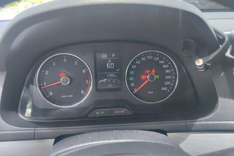 Used Volkswagen Lavida 2013 Restyled Classic 1.6L Automatic Comfort Edition Instrument Cluster
