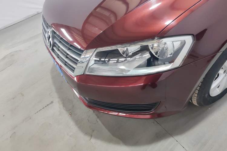 Used Volkswagen Lavida 2013 Revised Classic 1.6L Automatic Fashion Edition Left Front Headlight