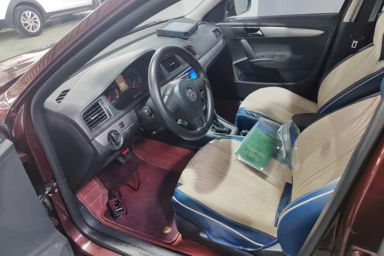 Used Volkswagen Lavida 2013 Revised Classic 1.6L Automatic Fashion Edition Left Front Seat
