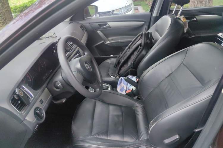 Used Volkswagen Lavida 2013 Restyled Classic 1.6L Automatic Comfort Edition Left Front Seat