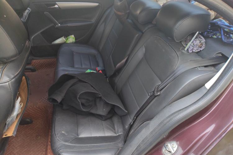 Used Volkswagen Lavida 2013 Revised Version 1.4 TSI Manual Comfort Edition Left Rear Seat