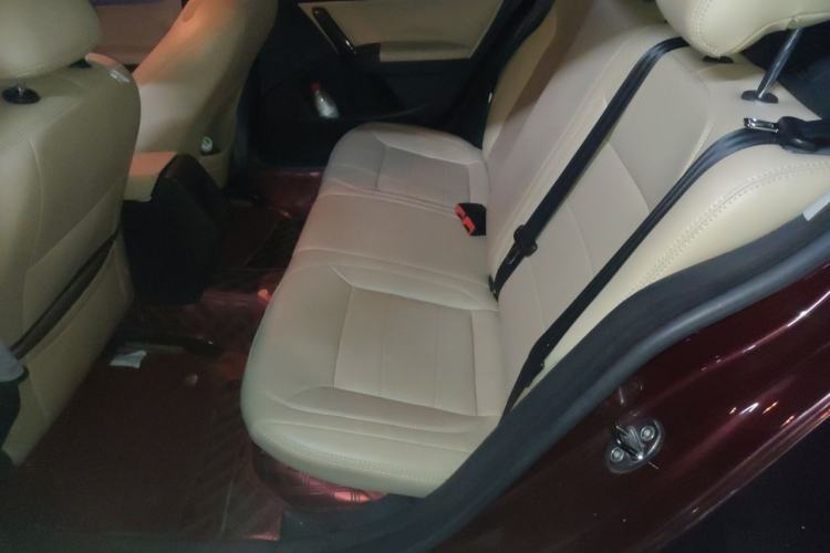 Used Volkswagen Lavida 2013 Revised Classic 1.6L Automatic Fashion Edition Left Rear Seat