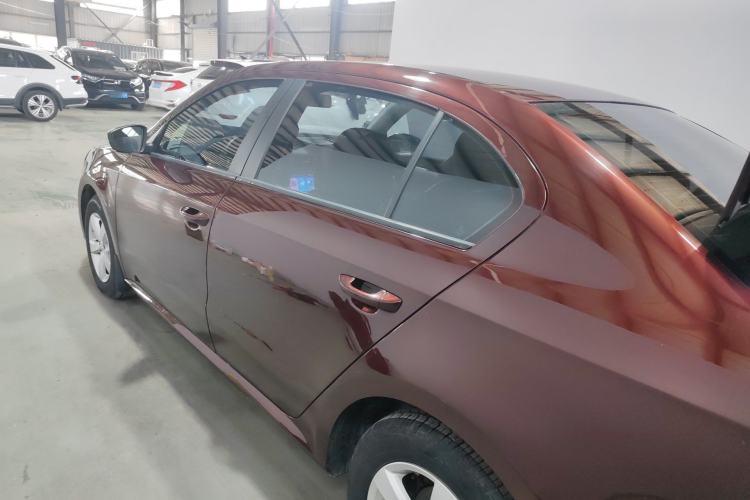 Used Volkswagen Lavida 2013 Revised Classic 1.6L Automatic Fashion Edition Rear Left 45 Deg