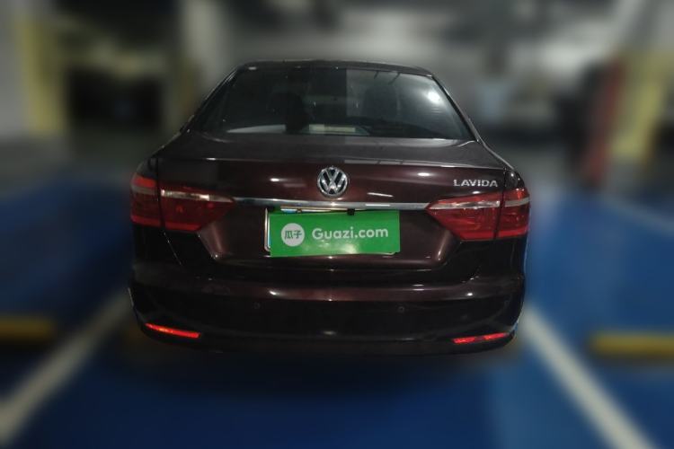 Used Volkswagen Lavida 2013 Restyled Classic 1.6L Manual Comfort Edition Rear