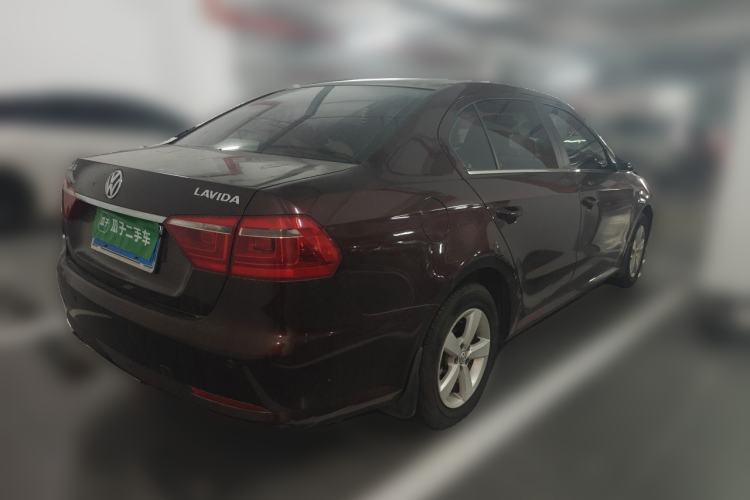 Used Volkswagen Lavida 2013 Revised Classic 1.6L Manual Fashion Edition Rear Right 45 Deg
