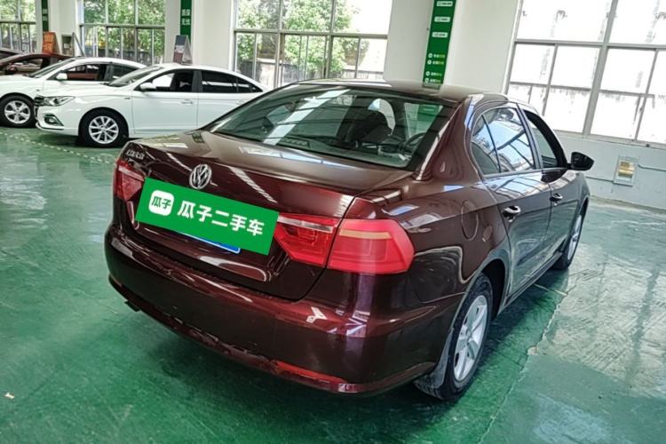 Used Volkswagen Lavida 2013 Revised Classic 1.6L Manual Fashion Edition Rear Right 45 Deg