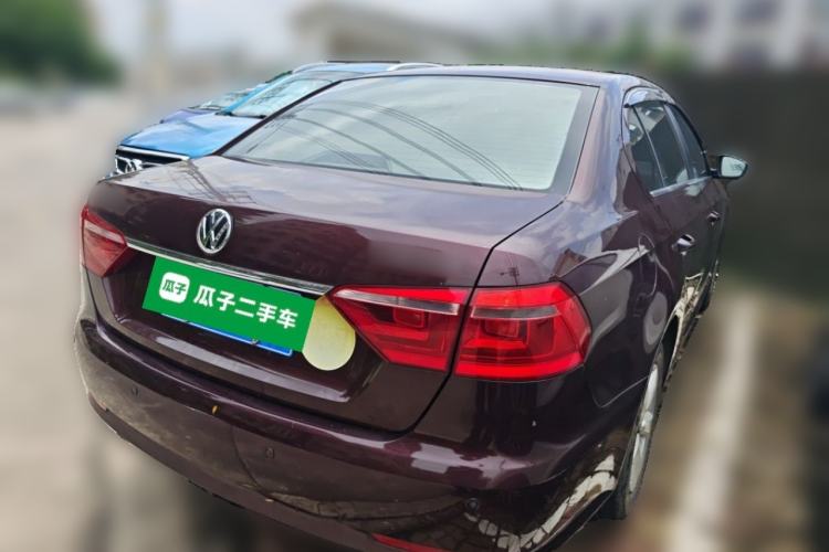 Used Volkswagen Lavida 2013 Revised Classic 1.6L Automatic Fashion Edition Rear Right 45 Deg