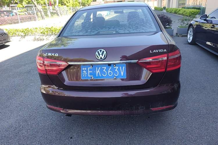 Used Volkswagen Lavida 2013 Revised Classic 1.6L Manual Fashion Edition Rear