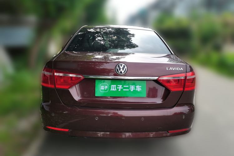 Used Volkswagen Lavida 2013 1.6L Automatic Fashion Edition Rear