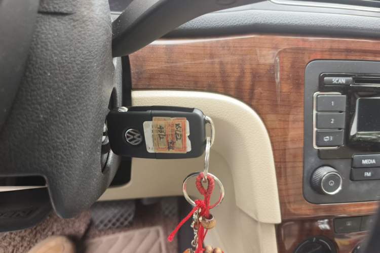 Used Volkswagen Lavida 2013 1.4TSI DSG Comfort Edition Vehicle Key