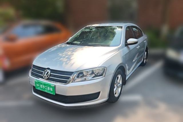 Volkswagen Lavida 2013 Revised Classic 1.6L Manual Fashion Edition usado