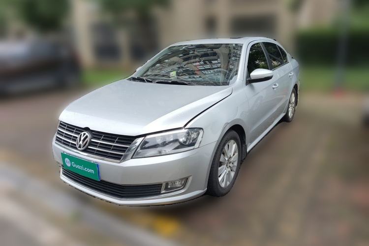 Used Volkswagen Lavida 2013 Restyled Classic 1.6L Automatic Comfort Edition Guazi used car, China used car export, Used car for sale, Used  cars, Cheapest cars for sale