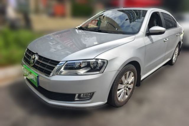 Ojetý Volkswagen Lavida 2013 Revised Version 1.4 TSI Manual Comfort Edition