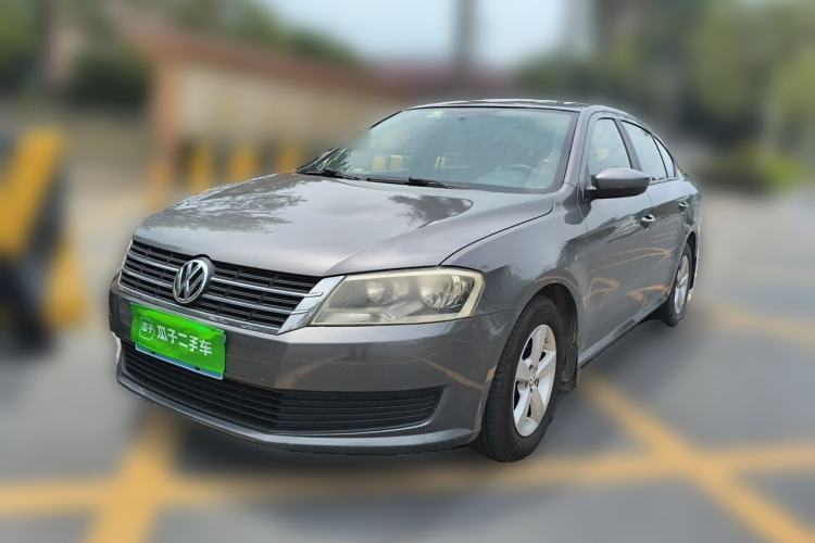 Used Volkswagen Lavida 2013 Revised Classic 1.6L Automatic Fashion Edition Guazi used car, China used car export, Used car for sale, Used cars, Cheapest cars for sale