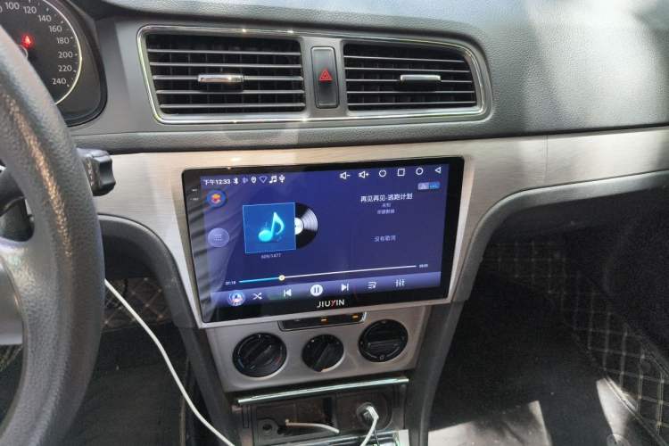 Used Volkswagen Lavida 2013 Revised Version 1.4 TSI Manual Comfort Edition Audio And AC Panel