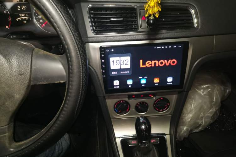 Used Volkswagen Lavida 2013 Revised Version 1.4 TSI DSG Comfort Edition Audio And AC Panel