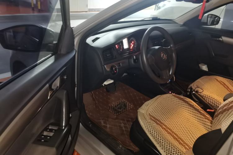 Used Volkswagen Lavida 2013 Revised Classic 1.6L Automatic Fashion Edition Driver Seat