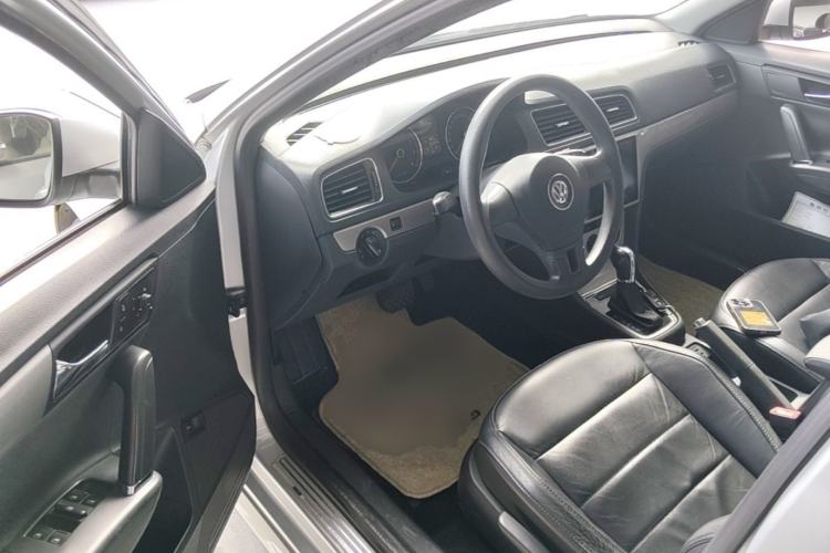 Used Volkswagen Lavida 2013 1.4TSI DSG Comfort Edition Driver Seat