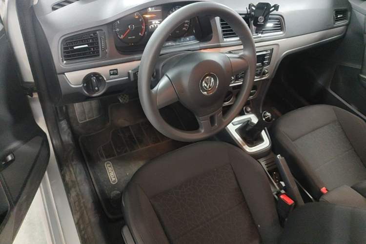 Used Volkswagen Lavida 2013 Revised Classic 1.6L Manual Fashion Edition Driver Seat