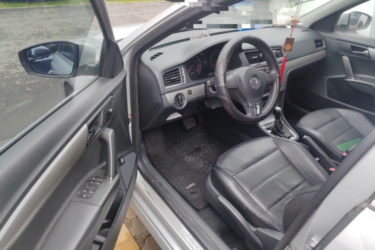 Used Volkswagen Lavida 2013 Restyled Classic 1.6L Automatic Comfort Edition Driver Seat