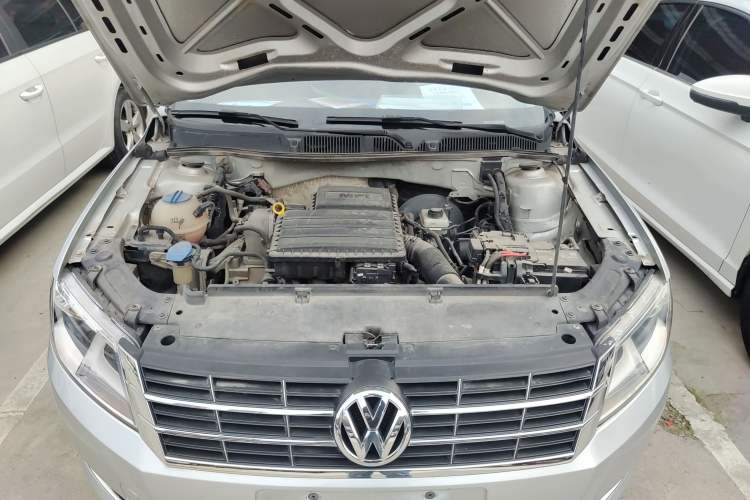 Used Volkswagen Lavida 2013 Restyled Classic 1.6L Automatic Comfort Edition Engine Bay