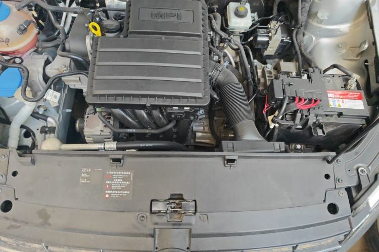 Used Volkswagen Lavida 2013 Restyled Classic 1.6L Automatic Comfort Edition Engine Bay