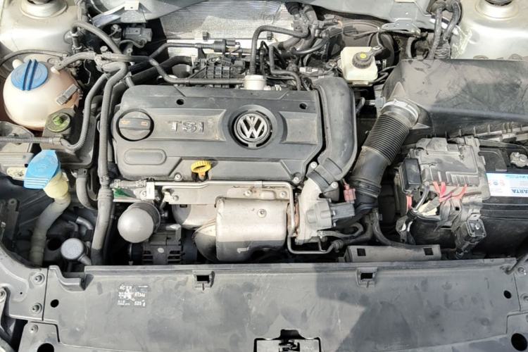 Used Volkswagen Lavida 2013 1.4TSI DSG Comfort Edition Engine Bay
