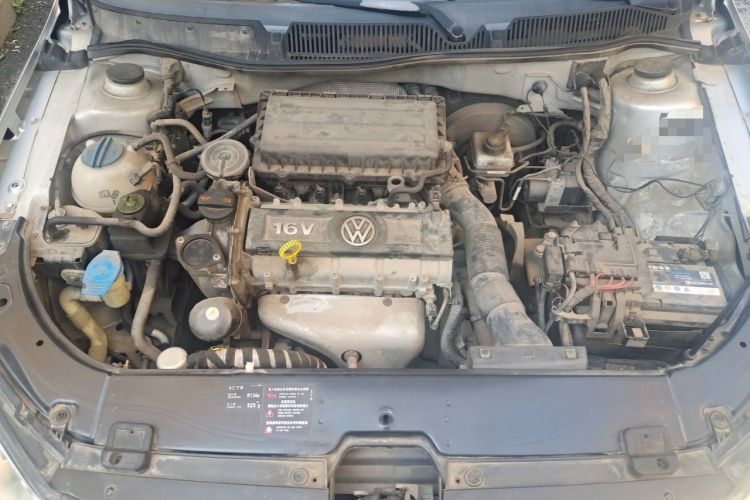 Used Volkswagen Lavida 2013 1.6L Manual Fashion Edition Engine Bay