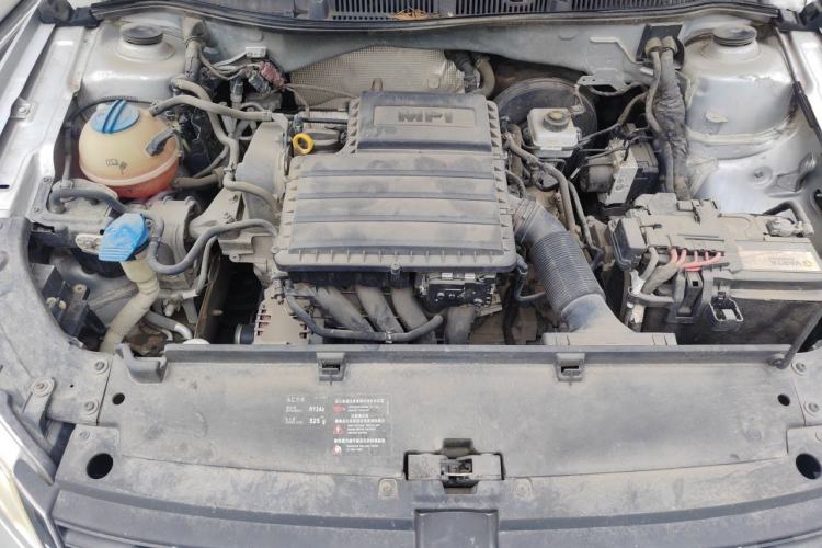 Used Volkswagen Lavida 2013 Restyled Classic 1.6L Automatic Comfort Edition Engine Bay