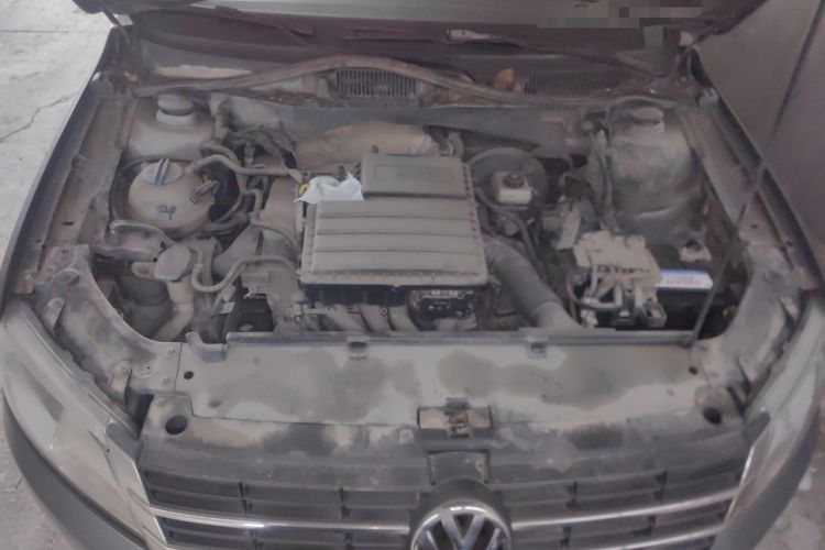 Used Volkswagen Lavida 2013 Revised Classic 1.6L Automatic Fashion Edition Engine Bay