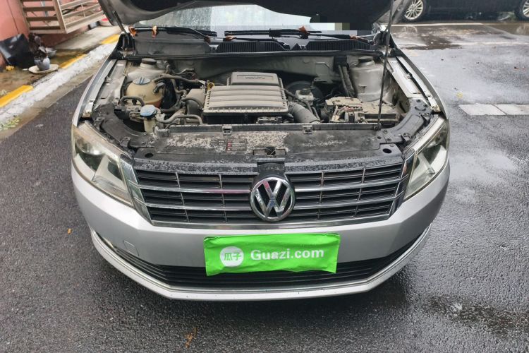 Used Volkswagen Lavida 2013 Restyled Classic 1.6L Automatic Comfort Edition Engine Bay