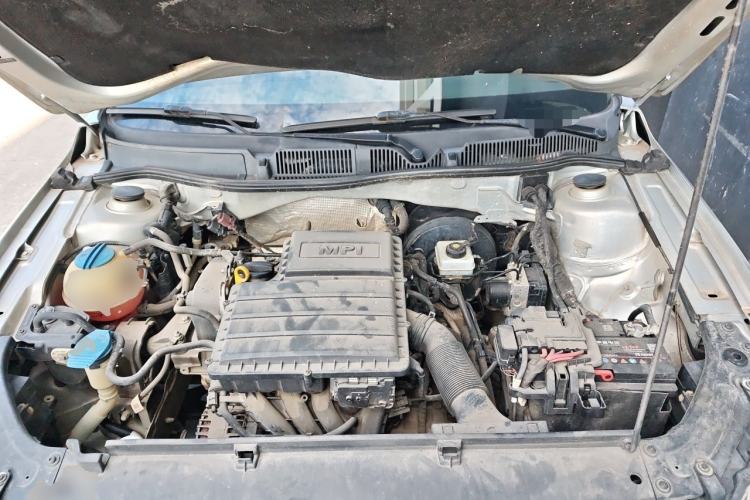 Used Volkswagen Lavida 2013 Restyled Classic 1.6L Automatic Comfort Edition Engine Bay