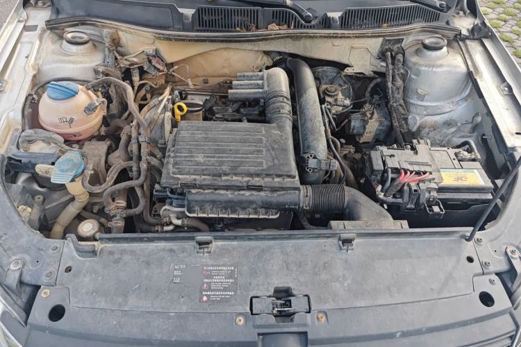 Used Volkswagen Lavida 2013 1.4TSI DSG Luxury Edition Engine Bay