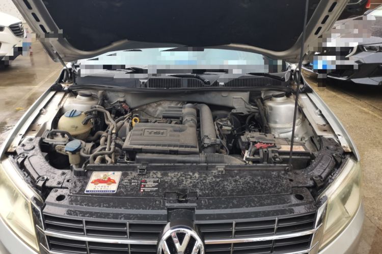 Used Volkswagen Lavida 2013 Revised Version 1.4 TSI DSG Comfort Edition Engine Bay