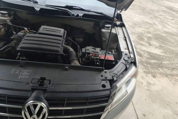 Used Volkswagen Lavida 2013 Restyled Classic 1.6L Automatic Comfort Edition Engine Bay Left