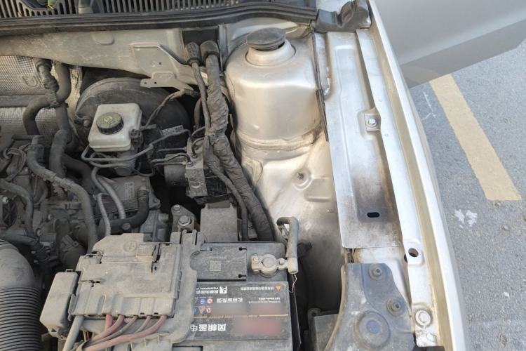 Used Volkswagen Lavida 2013 Restyled Classic 1.6L Automatic Comfort Edition Engine Bay Left