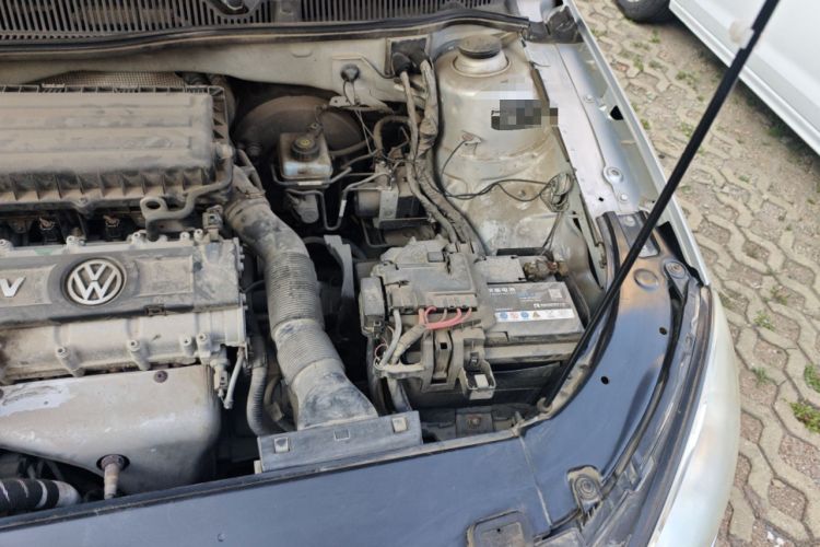 Used Volkswagen Lavida 2013 Classic 1.6L Manual Fashion Edition Engine Bay Left