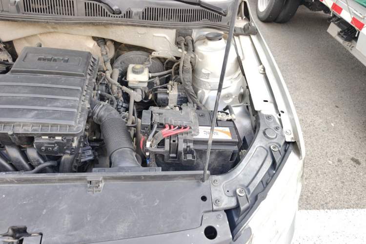 Used Volkswagen Lavida 2013 Restyled Classic 1.6L Manual Comfort Edition Engine Bay Left
