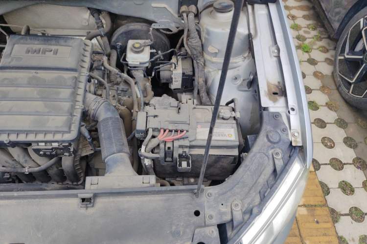 Used Volkswagen Lavida 2013 Restyled Classic 1.6L Automatic Comfort Edition Engine Bay Left