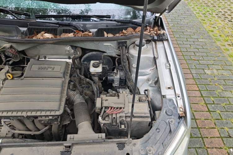 Used Volkswagen Lavida 2013 Restyled Classic 1.6L Automatic Comfort Edition Engine Bay Left