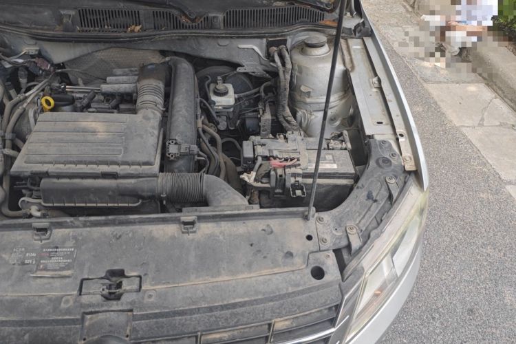 Used Volkswagen Lavida 2013 1.4TSI Manual Comfort Edition Engine Bay Left