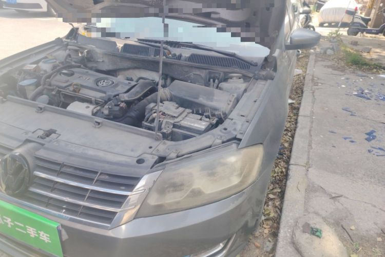 Used Volkswagen Lavida 2013 1.4TSI Manual Comfort Edition Engine Bay Left