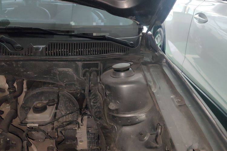 Used Volkswagen Lavida 2013 Restyled Classic 1.6L Automatic Comfort Edition Engine Bay Left