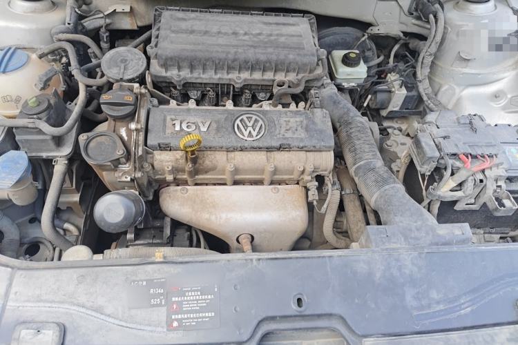 Used Volkswagen Lavida 2013 Classic 1.6L Manual Fashion Edition Engine Bay